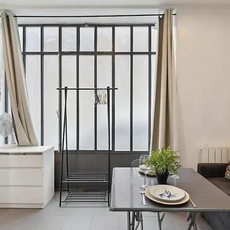 324 Vanves - Superb In *